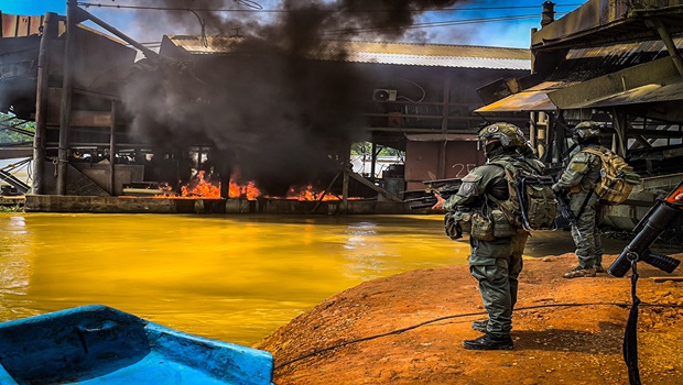 Grupo de Operaciones Especiales contra la explotación ilícita de minerales
