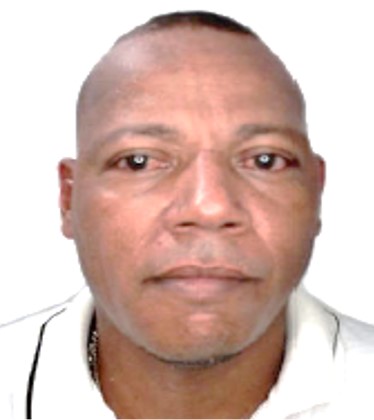 Esney P&eacute;rez Vel&aacute;squez 