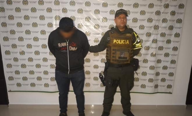 Acciones de tránsito en el Cesar facilitan la detención de hombre investigado por abuso a menor.