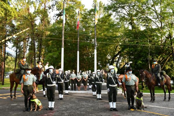 130-años-de-la-Policía-Nacional-al-servicio-de-los-colombianos-1