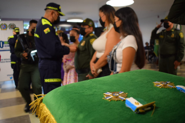 Reconocimiento de los hombres y mujeres que integran el GAULA 