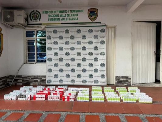 244 FRASCOS DE KETAMINA OCULTOS EN UN BUS DE SERVICIO PÚBLICO 