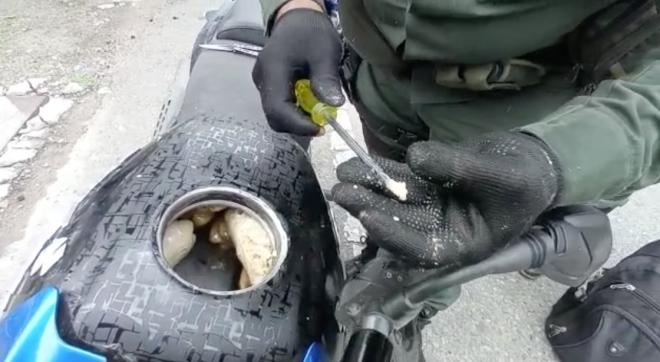 Siguen cayendo caletas de coca en la vía Neiva - Castilla