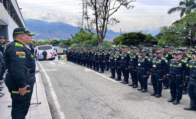 Cambiante de  Antioquia recibe a 430 Patrulleros de Policía llegan a reforzar la ciudad