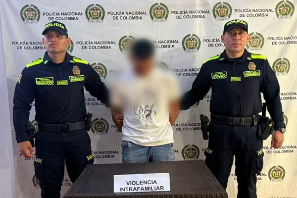 Capturado en flagrancia por agredir a su pareja sentimental