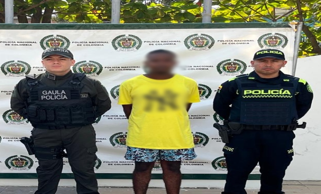 Dos polic&iacute;as, un capturado