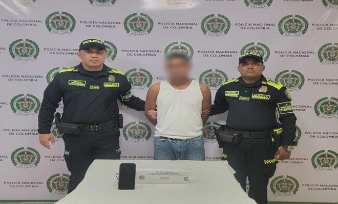 Dos polic&iacute;as, un capturado y elementos incautados