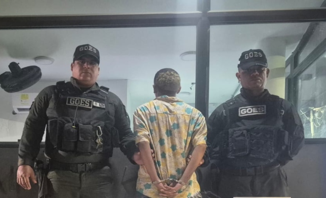 Capturado por el delito de porte ilegal de armas de fuego Capturado por el delito de porte ilegal de armas de fuego