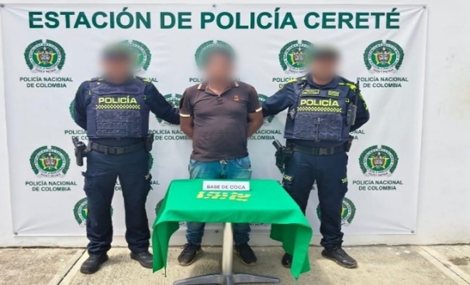 Dos policías capturados y un ciudadano capturado por el delito de trafico de estupefacientes y en mesa base de coca