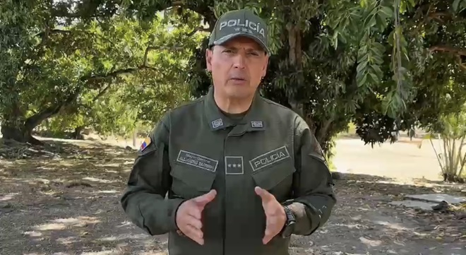 Imagen del full del se&ntilde;or MG. Jes&uacute;s Alejandro Barrera Pe&ntilde;a Director General Polic&iacute;a Nacional