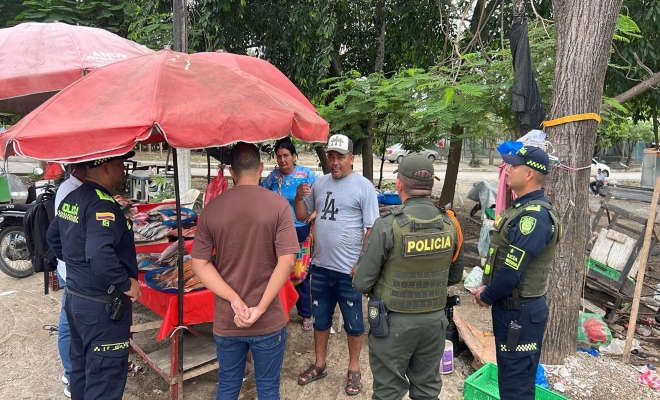 polic&iacute;as y comunidad fortaleciendo lazos de confianza 