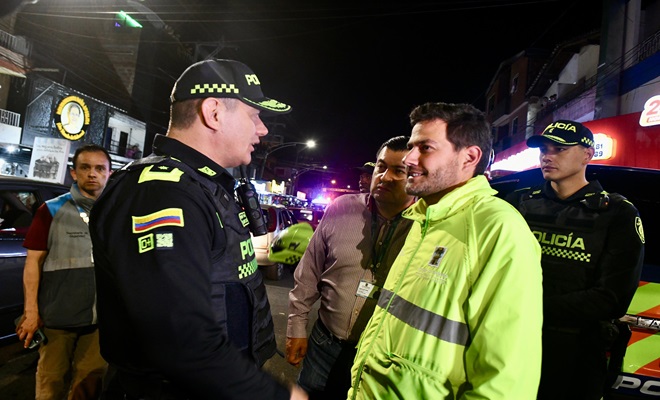 Comandante de Medell&iacute;n y secretario de Seguridad 