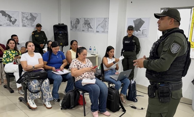La Policía Nacional fortalece prevención de la extorsión y el secuestro mediante jornada de capacitación