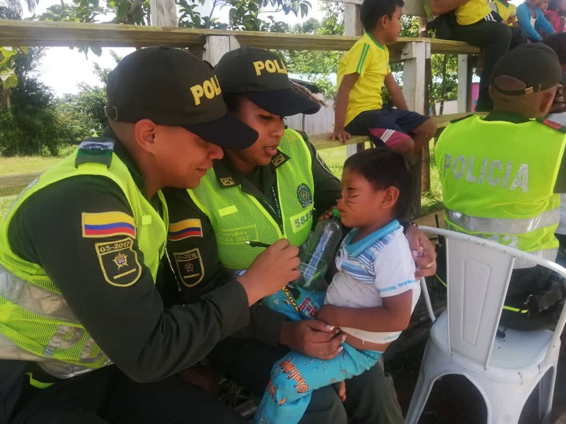 Policía de infancia adolescencia en vaupés
