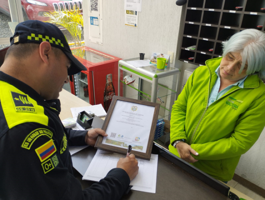 El grupo de protección al turismo y patrimonio nacional brinda recomendaciones de seguridad  El grupo de protección al turismo y patrimonio nacional brinda recomendaciones de seguridad a propios y turistas