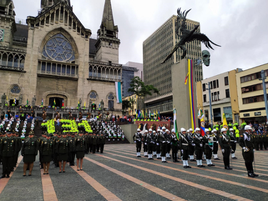 Policía Nacional; 131 años de servicio  Policía Nacional; 131 años de servicio a la comunidad