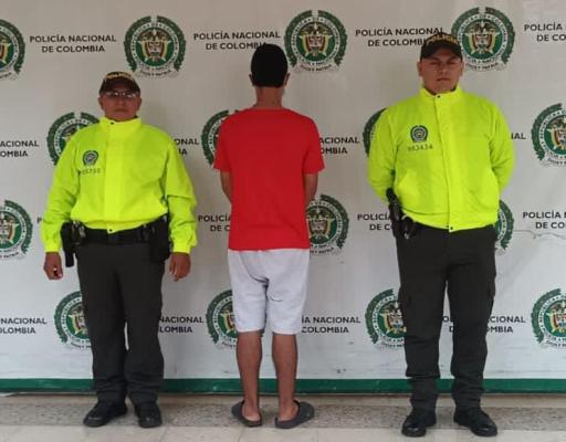 Aprehendido menor de edad por el delito de hurto