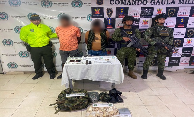 Golpe a estructura criminal “Iván Ríos” en Tumaco: dos capturados y arsenal incautado