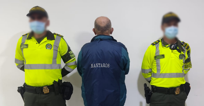 En lo corrido del año 60 ciudadanos han sido capturados por este delito La seccional de tránsito y transporte capturó un ciudadano por el delito de documento público falso