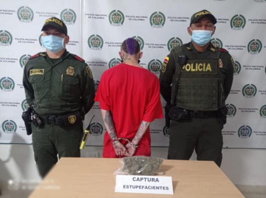 345 personas han sido capturadas en lo corrido del año por traficar sustancias estupefacientes Capturamos a “Jaider” natural de Manizales con 300 gramos de marihuana