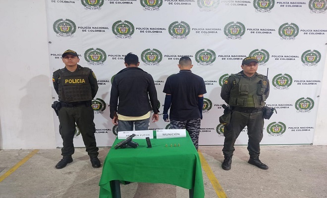 Capturados con arma de fuego