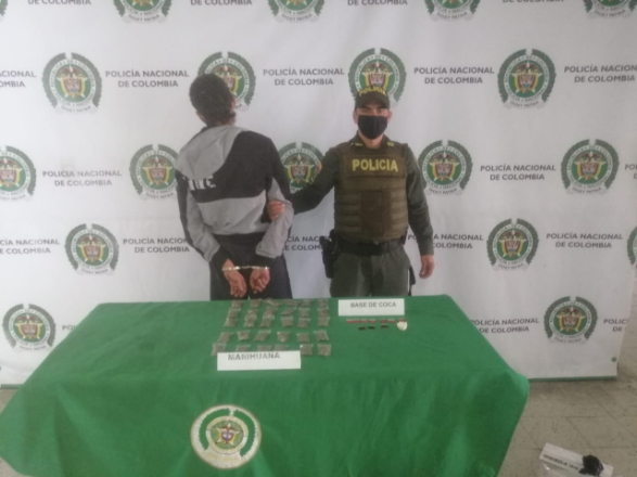 824 personas han sido capturadas en lo corrido del año por tráfico de estupefacientes en manizales Capturamos a Mauricio con 150 gramos de marihuana, 8 gramos de basuco y 25 gramos de cocaína