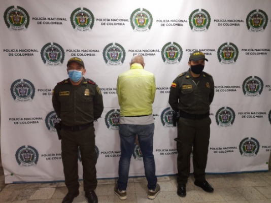 Capturado por el delito de hurto Una persona capturada