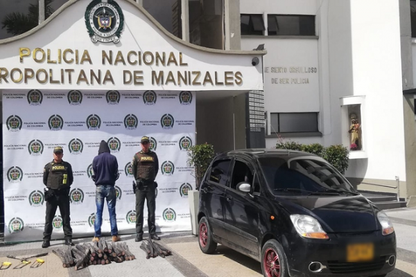 Hombre conocido como “José” fue sorprendido hurtando cable de una empresa de telecomunicaciones Capturado “José” por el delito de hurto