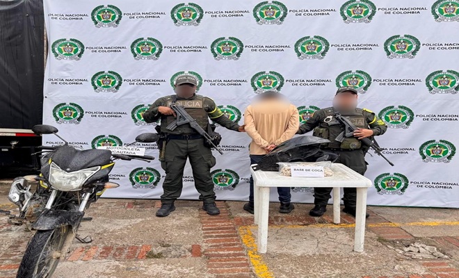 capturado junto a la incautaci&oacute;n de una motocicleta y estupefacientes