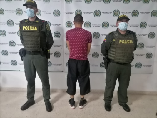 Capturamos en flagrancia a un hombre por el delito de lesiones personales Capturado en flagrancia hombre de 29 años de edad por el delito de lesiones personales