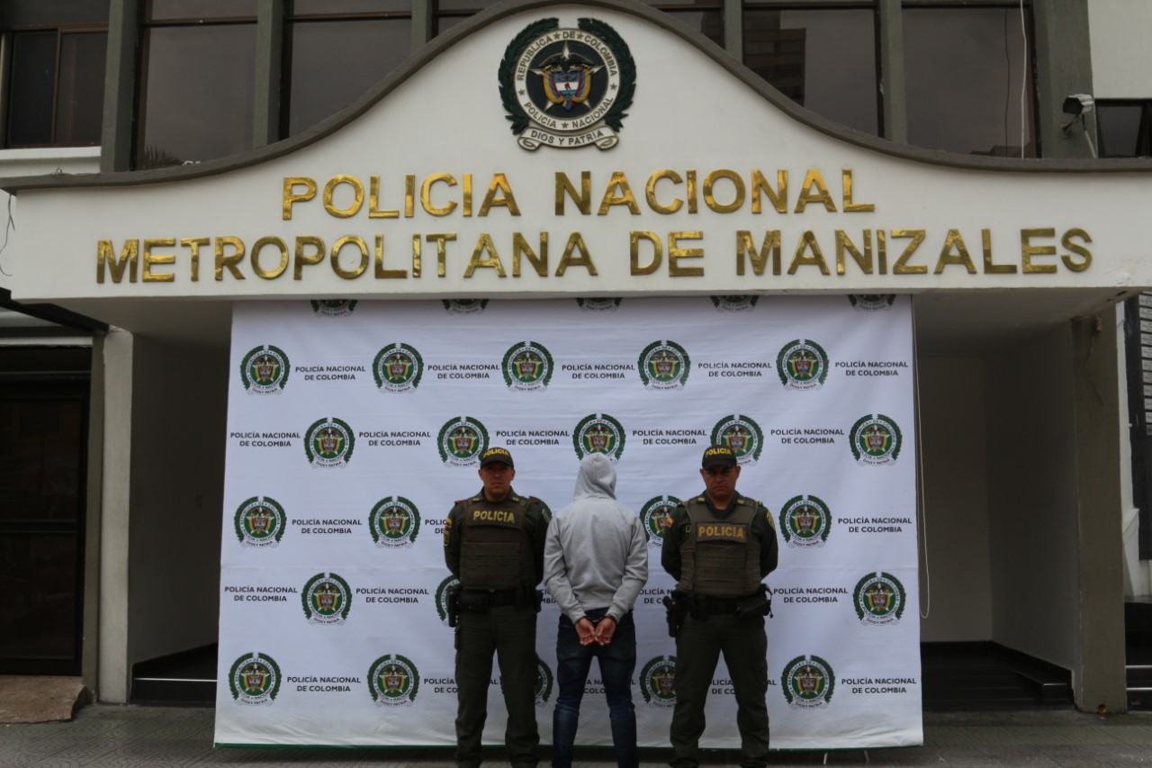 Capturado en flagrancia cuando hurtaba elementos de un vehículo en la modalidad “cocheo” Capturado con un inhibidor de señal