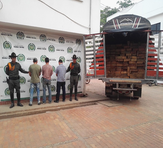 Fortalecemos acciones contra la explotación ilegal del medio ambiente mediante labores de registro y control en el sector de la vereda “San Fernando” jurisdicción del municipio de Puerto Concordia, se llevó a cabo la captura en flagrancia de tres ciudadanos