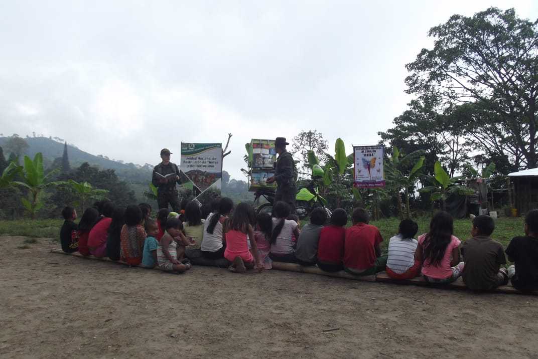 mototeca-biblioteca-ambulante