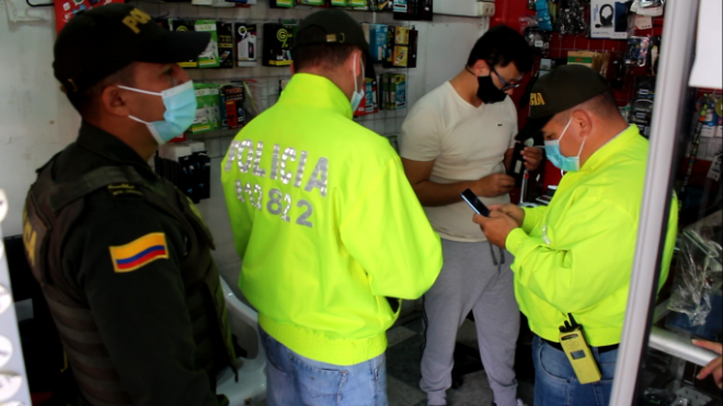 En la actividad participaron más de 50 hombres y mujeres de todas las especialidades A través de la estrategia “Comando situacional” en el sector de la Galería de Manizales atacamos la delincuencia