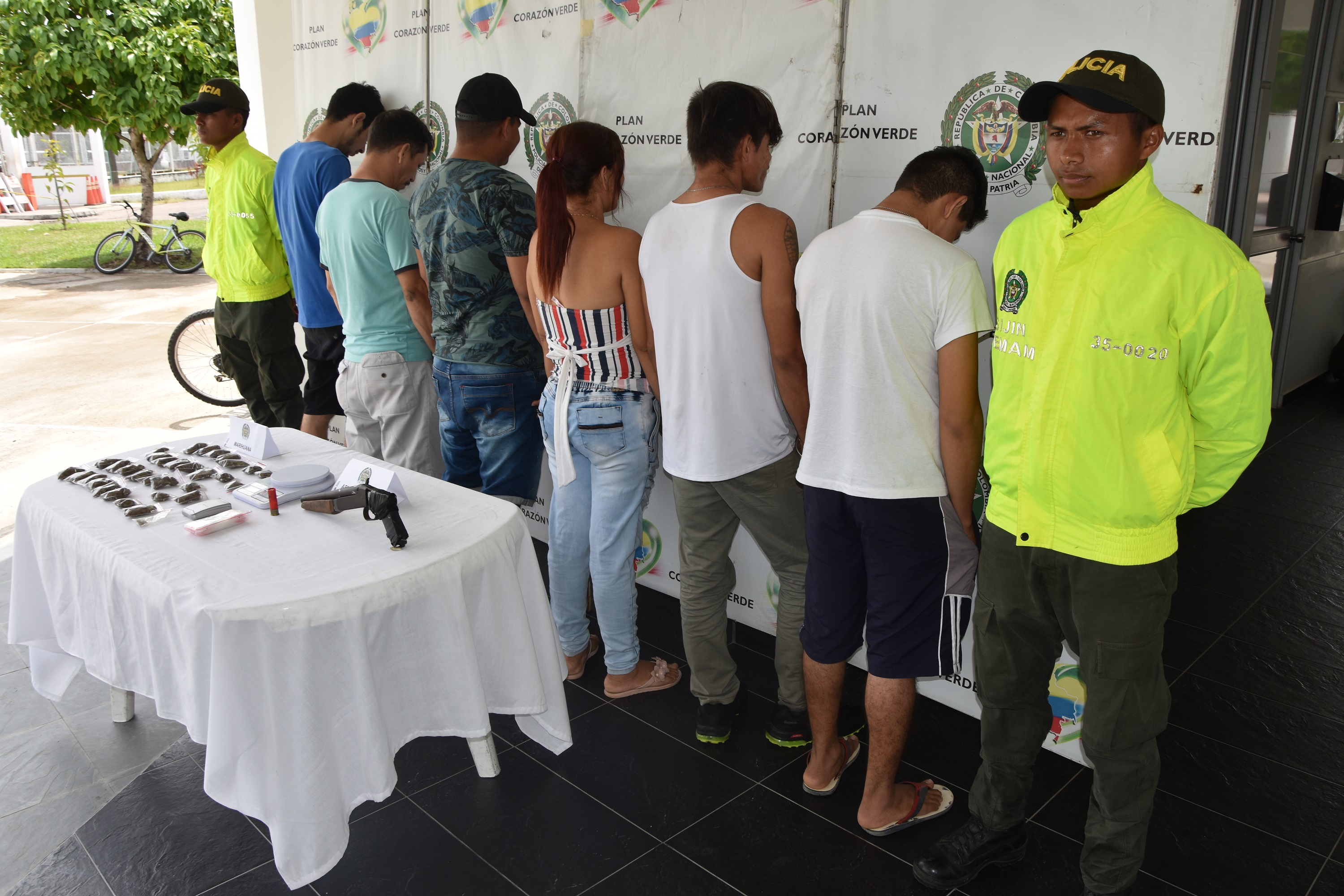 Capturados con estupefacientes