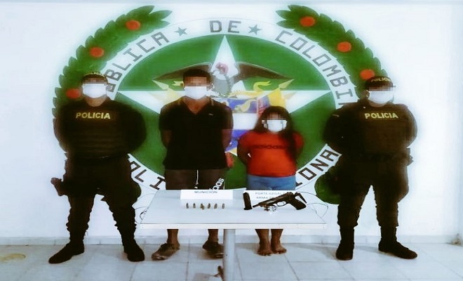 Dos capturados por porte ilegal de arma de fuego.