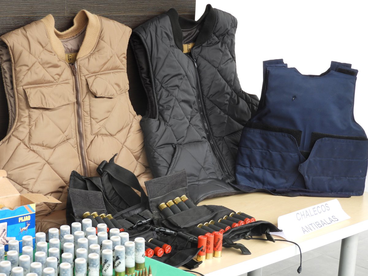 en-el-operativo-fue-incautado-gran-arsenal-de-armamento