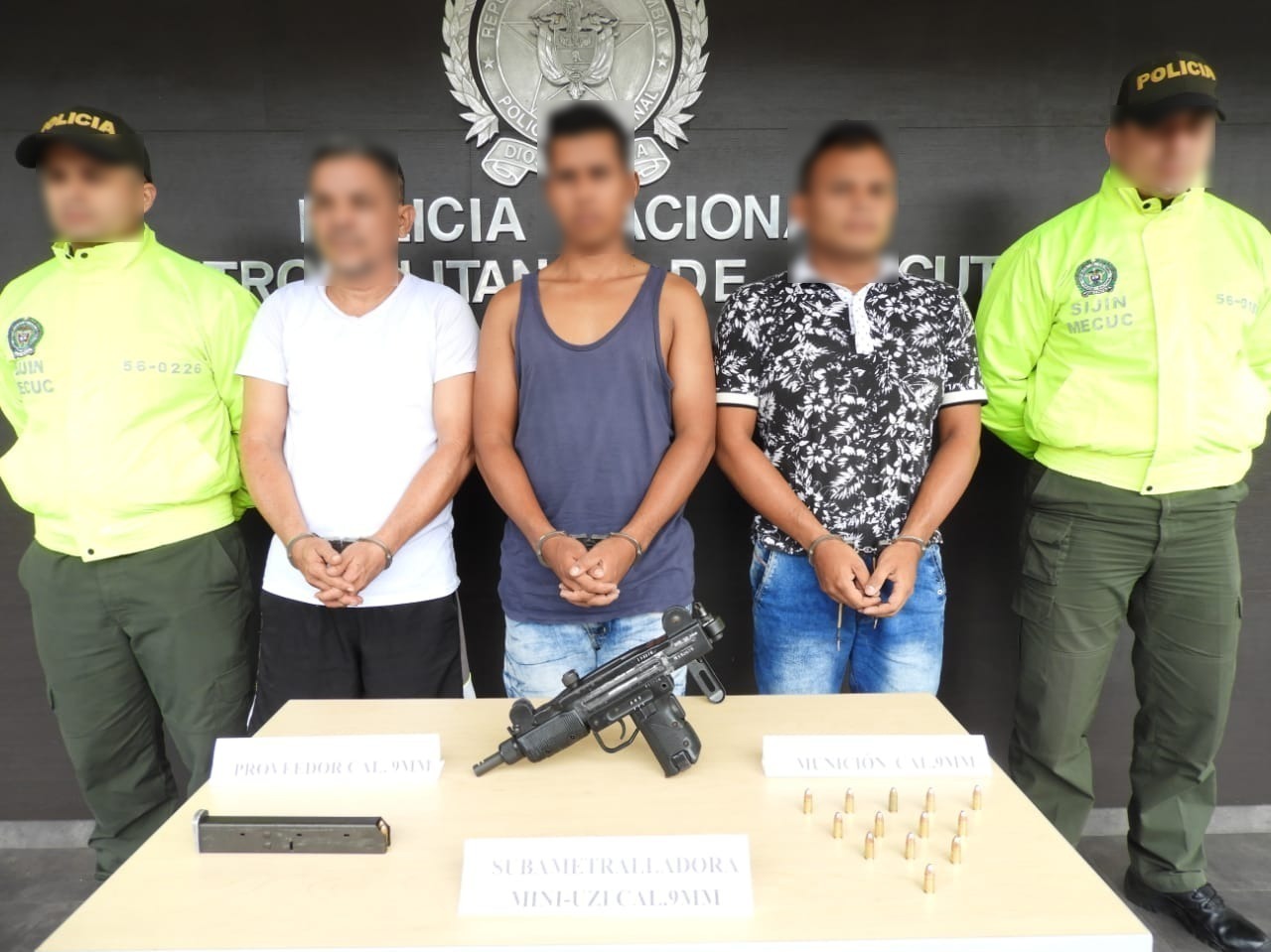 en-registro-y-allanamiento-fueron-capturadas-dos-personas-de-nacionalidad-extranjera-y-una-colombiana