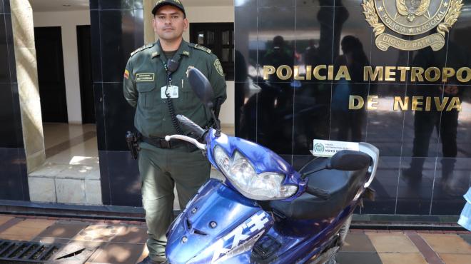 En operativos realizados por unidades de la Policía Nacional, se logra la recuperación de una motocicleta. 