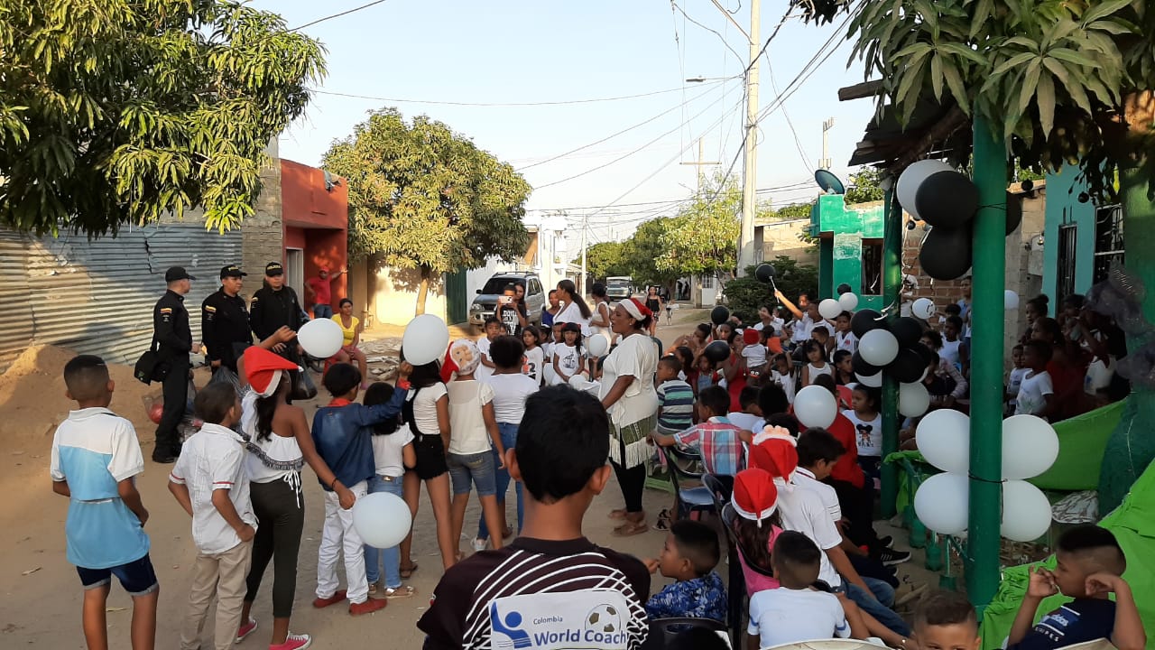 Actividades recreativas con niños de La Guajira  Actividades recreativas con niños de La Guajira