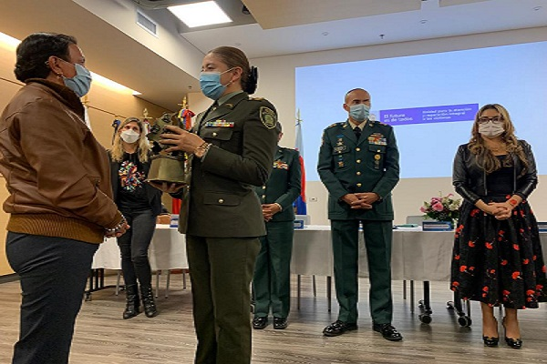 Entrega de estatuillas