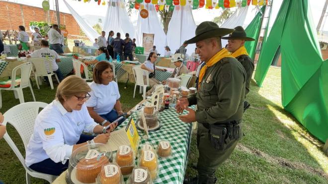 feria campesina en Riofrio 