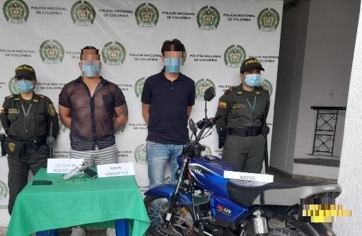 Capturados por intimidación y amenaza con arma de fuego.