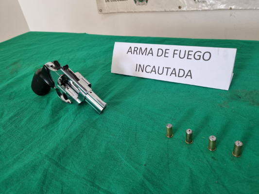 El Grupo Esparta captura una mujer con arma de fuego ilegal 