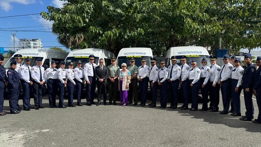 fotografía general con el personal policial de Republica Dominicana 