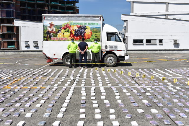 Un-hombre-fue-capturado-en-esta-actividad-ilícita-en-el-sector-del-paso-nivel-corregimiento-de-Caimalito