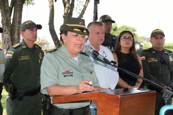 La ofensiva en contra del multicrimen es permanente, garantizando así la seguridad ciudadana, contando con la presencia del señor alcalde de Dosquebradas Roberto Jiménez