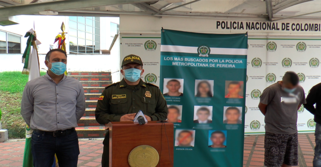 Con-la-ayuda-de-nuestra-comunidad-vamos-a-capturar-a-los-demás