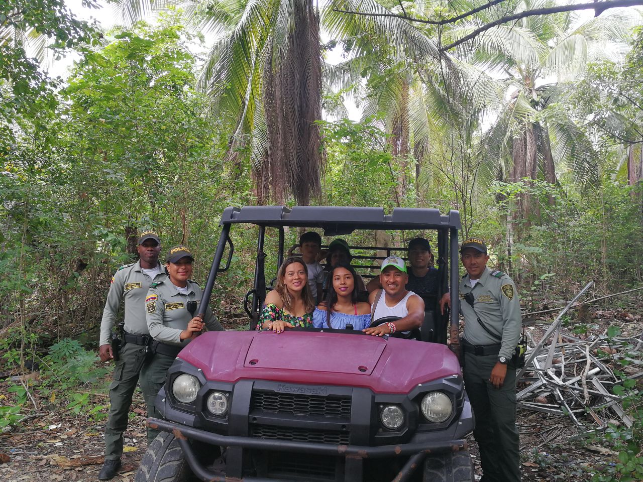 Disfrute de un turismo seguro en compañía de la Policía Nacional