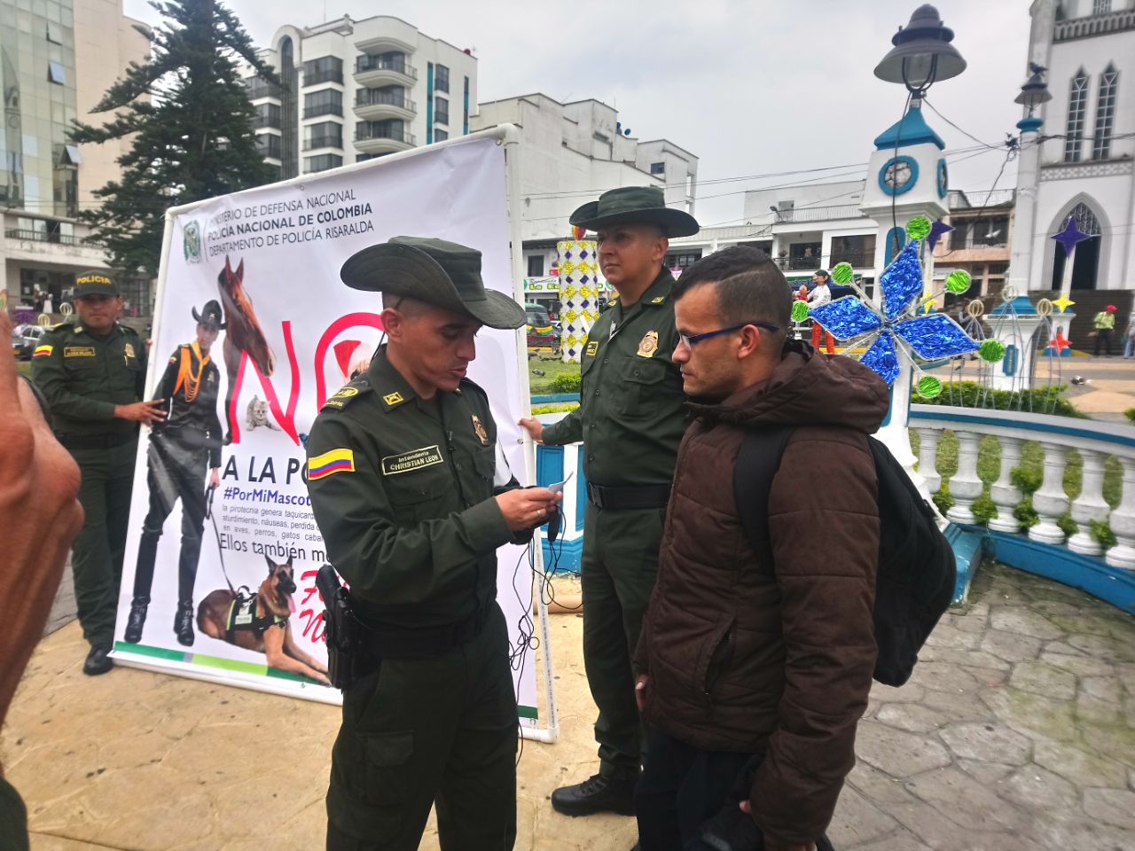 No a la pólvora, pensemos en nuestras mascotas, campaña institucional.